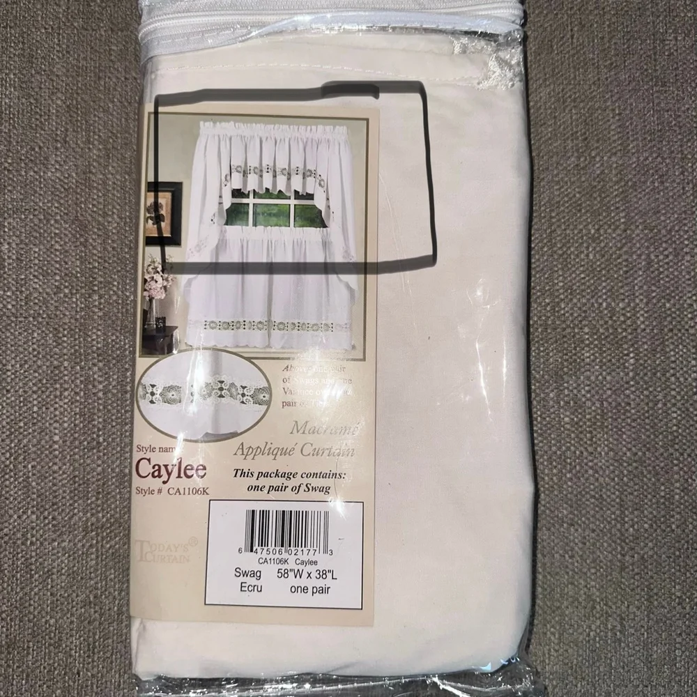 NIP Today's Curtain Caylee Macrame Appliqué Curtain Swags 58 x 38L #CA1106K